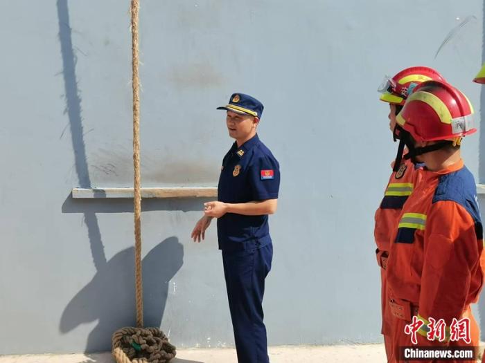 【应急救援基层行】徐长青：甘当“红门卫士” 守护万家灯火