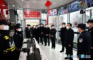江苏省主要领导看望春节坚守岗位一线人员并检查安全生产工作